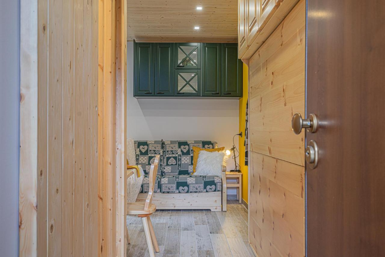 Casa Sole- Loft Moderno In Montagna Apartamento Aprica Exterior foto